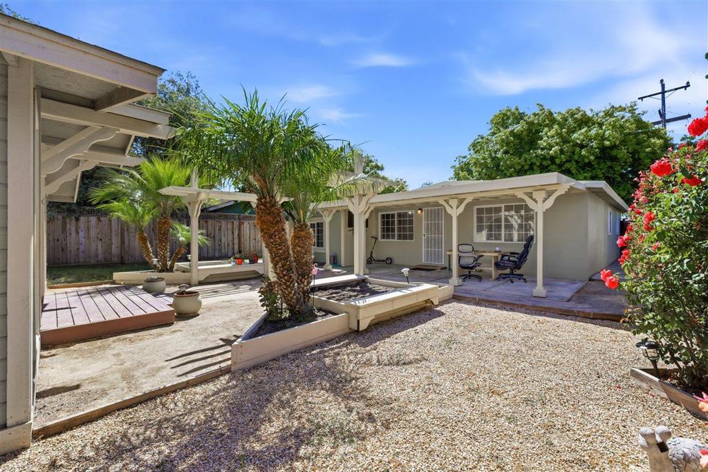 4336 Cahill Street Property Photo 45