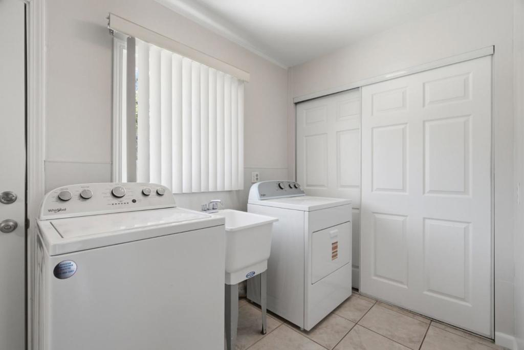 10010 Bret Avenue Property Photo 10