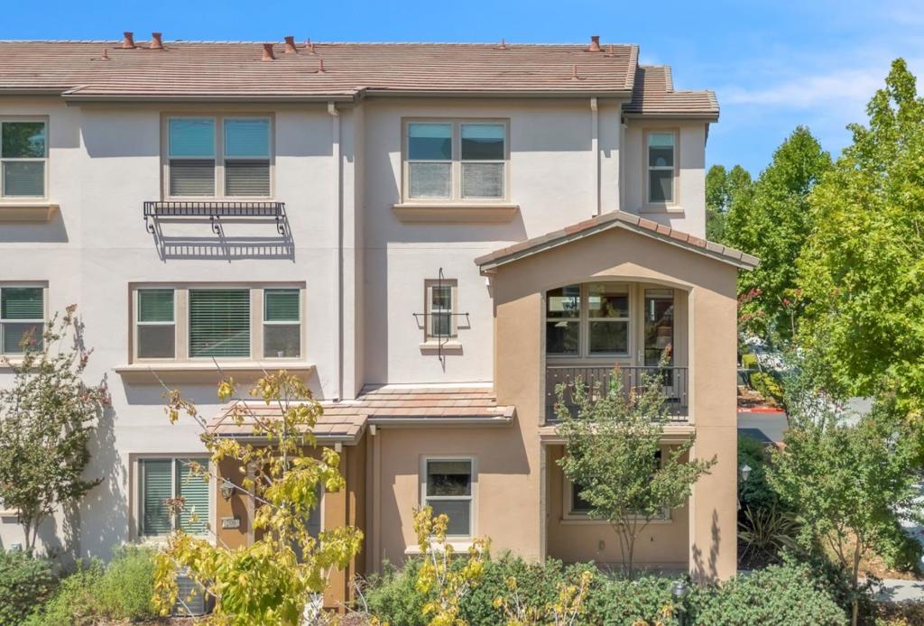 2799 Montecito Vista Way Property Photo 1