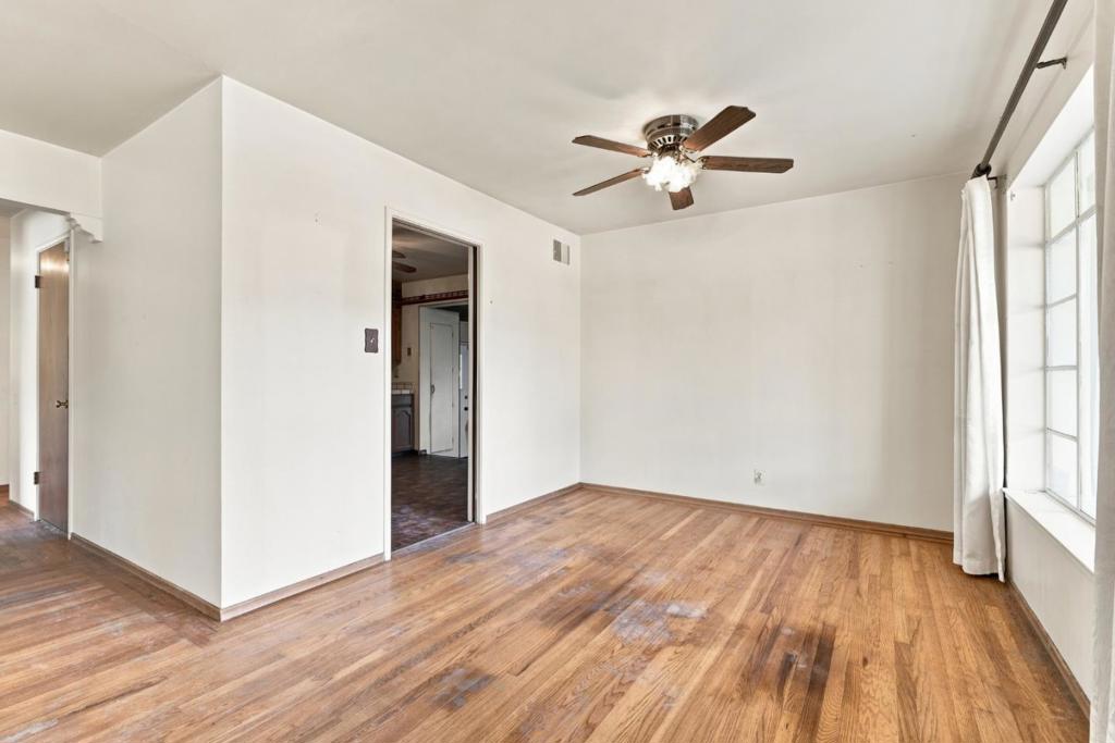 1037 Blair Avenue Property Photo 8