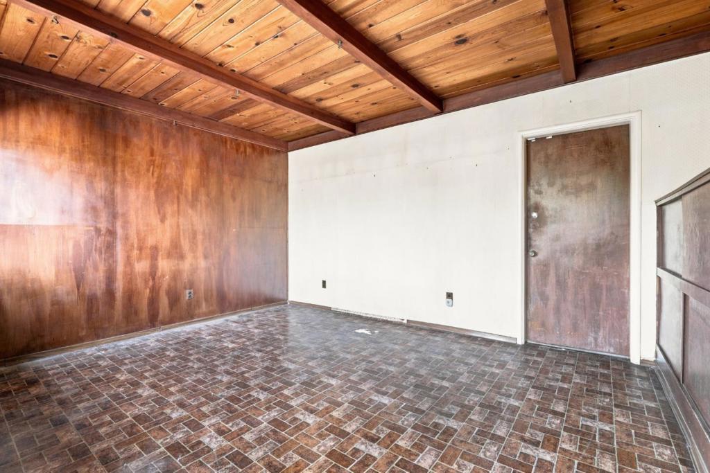 1037 Blair Avenue Property Photo 12