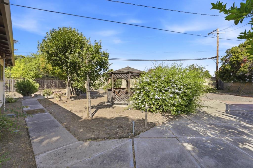 1037 Blair Avenue Property Photo 30