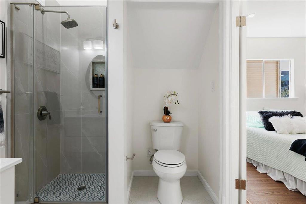 1737 Mckinnon Property Photo 14