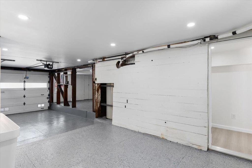 1737 Mckinnon Property Photo 33
