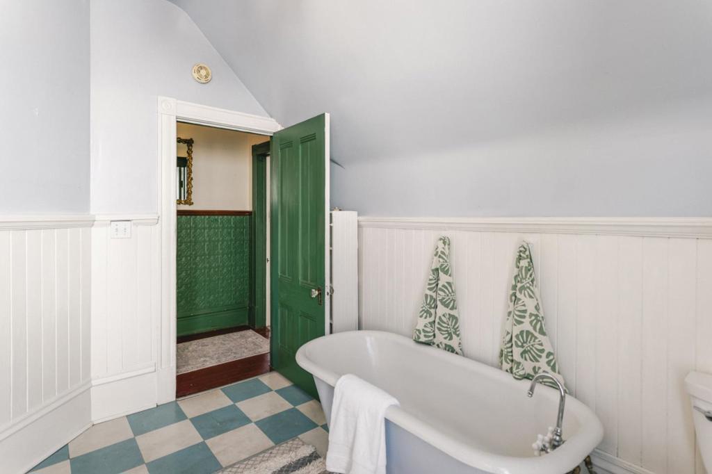 1051 Harrison Street Property Photo 53