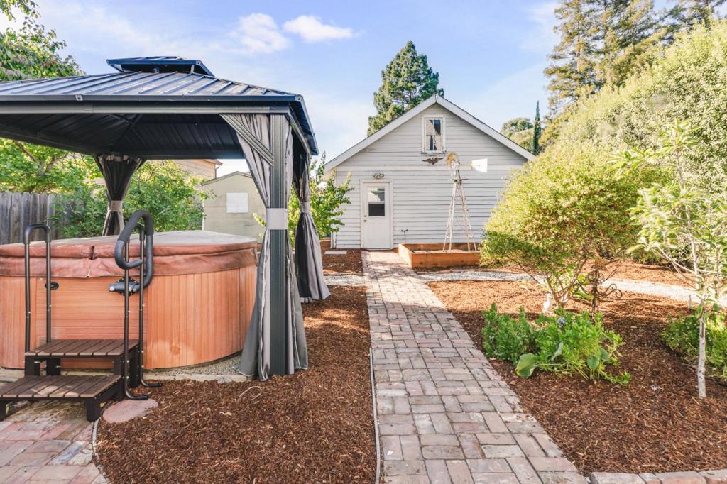 1051 Harrison Street Property Photo 61
