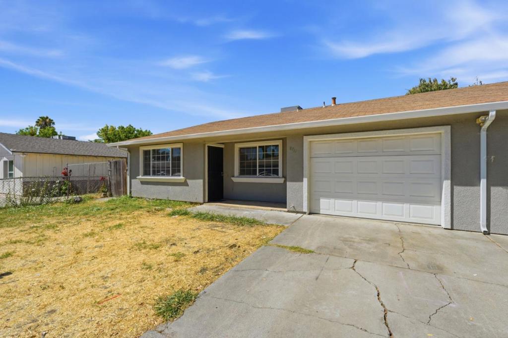 8711 Kelley Drive Property Photo 4