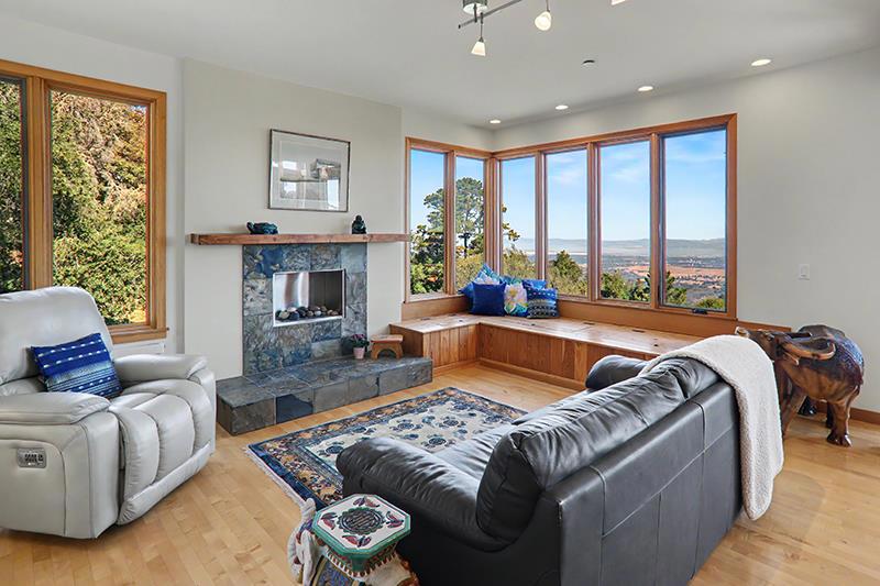 20421 Skyline Boulevard Property Photo 12