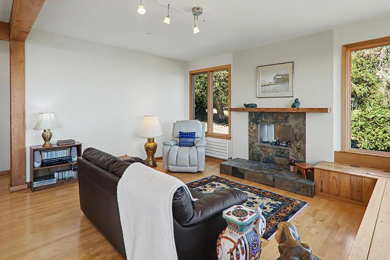 20421 Skyline Boulevard Property Photo 13
