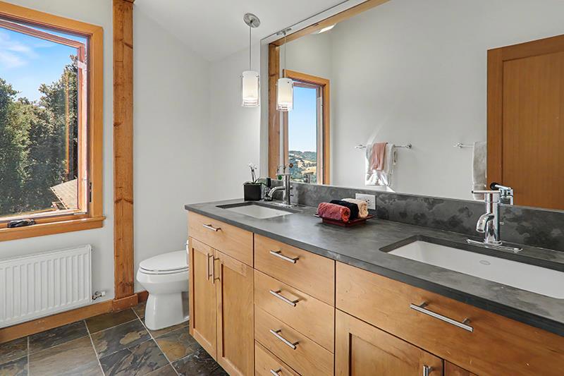 20421 Skyline Boulevard Property Photo 30