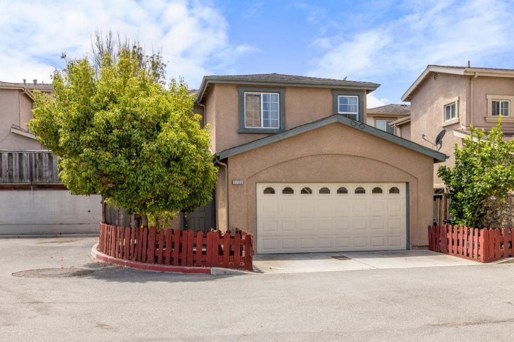 11120 Union Circle Property Photo 2