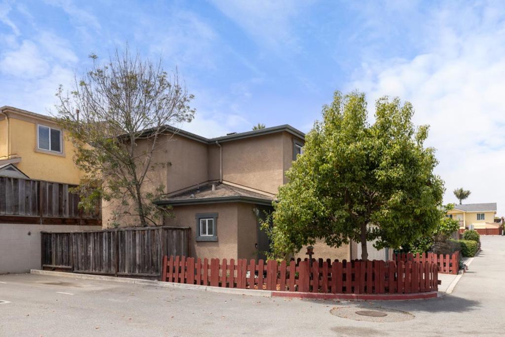 11120 Union Circle Property Photo 4