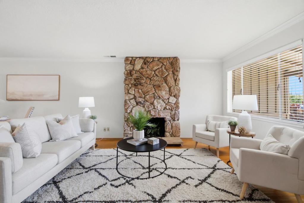 995 Melbourne Boulevard Property Photo
