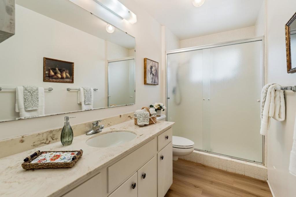 6965 Carmel Valley Road Property Photo 20