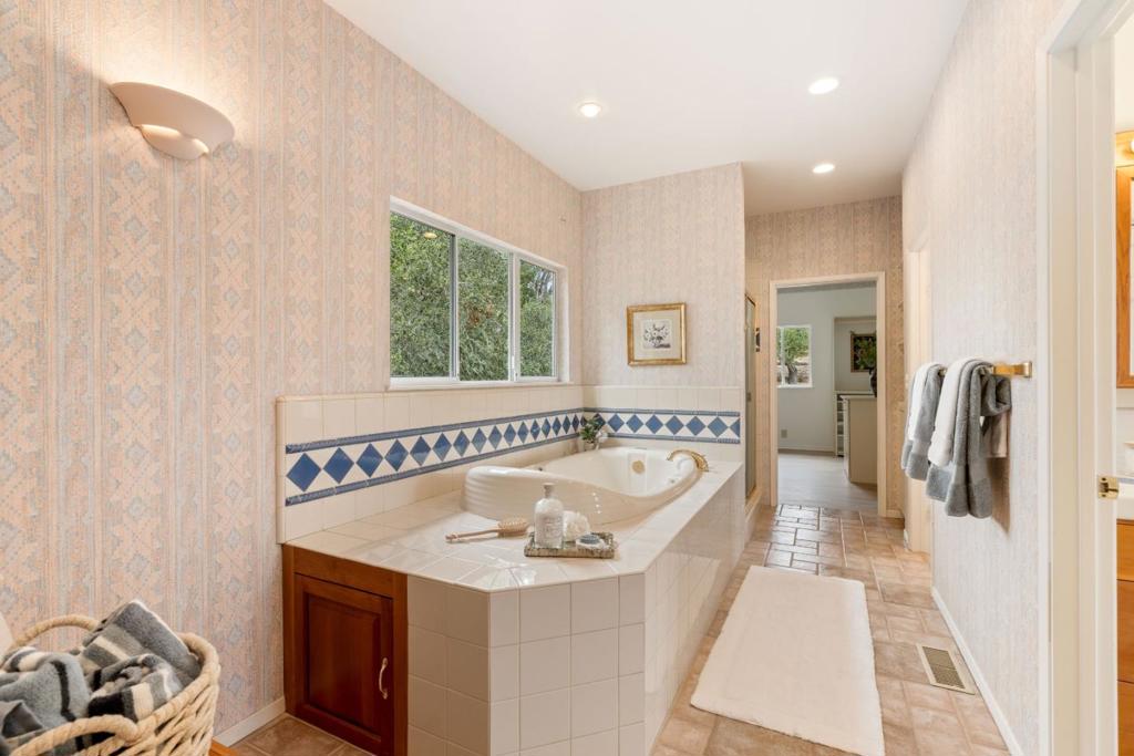 6965 Carmel Valley Road Property Photo 30