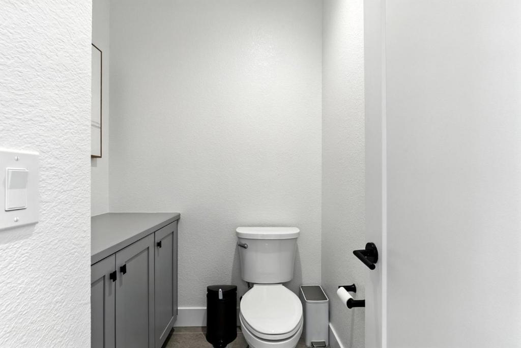 467 Halcyon Place Property Photo 66