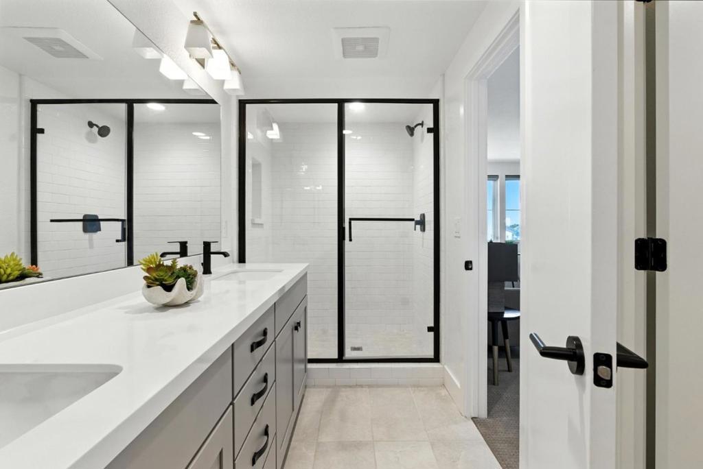467 Halcyon Place Property Photo 84
