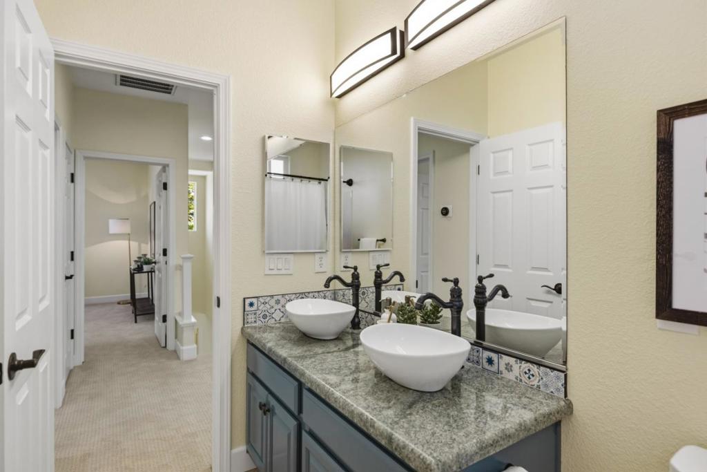 4305 Peninsula Point Drive Property Photo 15