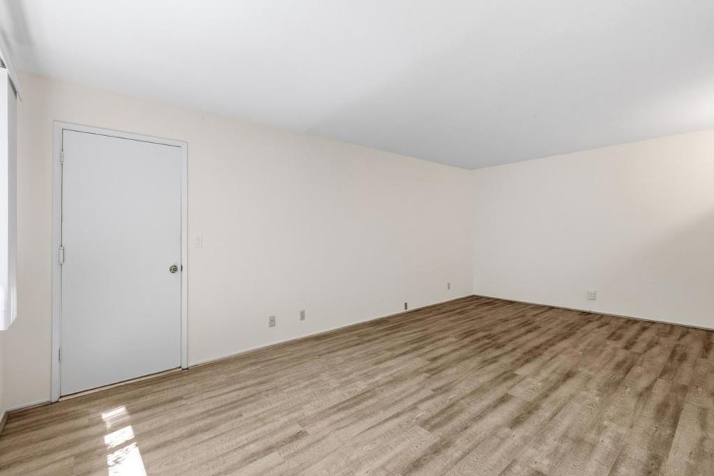 ML82056699 Property Photo 16