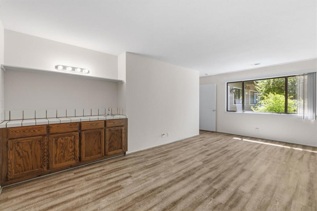 ML82056699 Property Photo 17