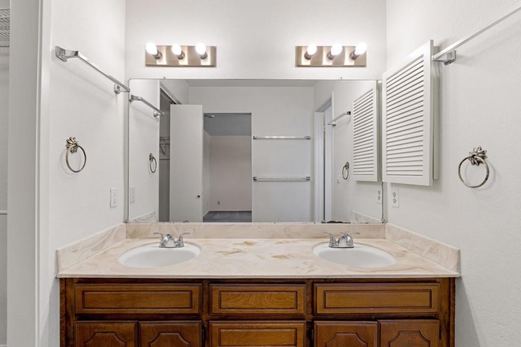 ML82056699 Property Photo 23