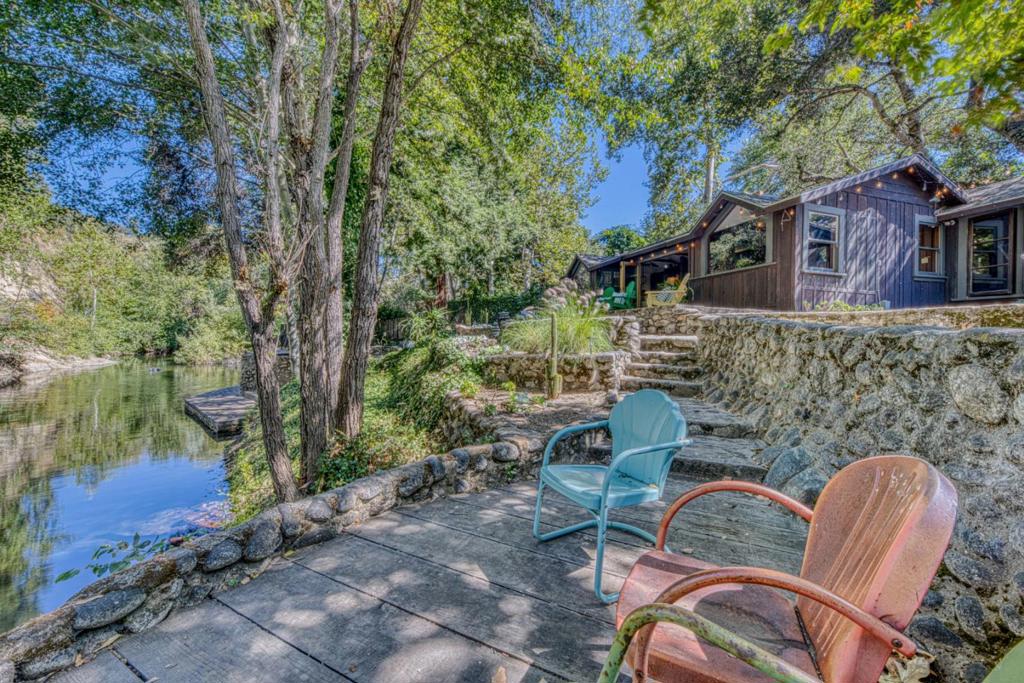 31 El Potrero Property Photo 1