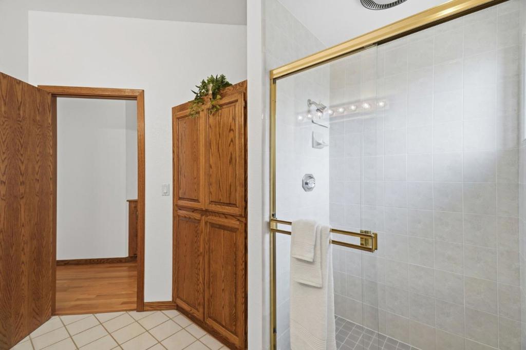 2080 Rancho Higuera Court Property Photo 32
