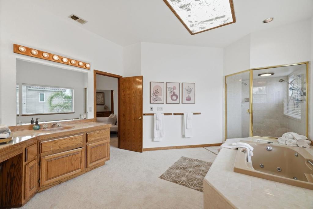 2080 Rancho Higuera Court Property Photo 40