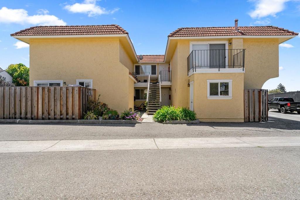 3330 Cabrillo Avenue Property Photo 1
