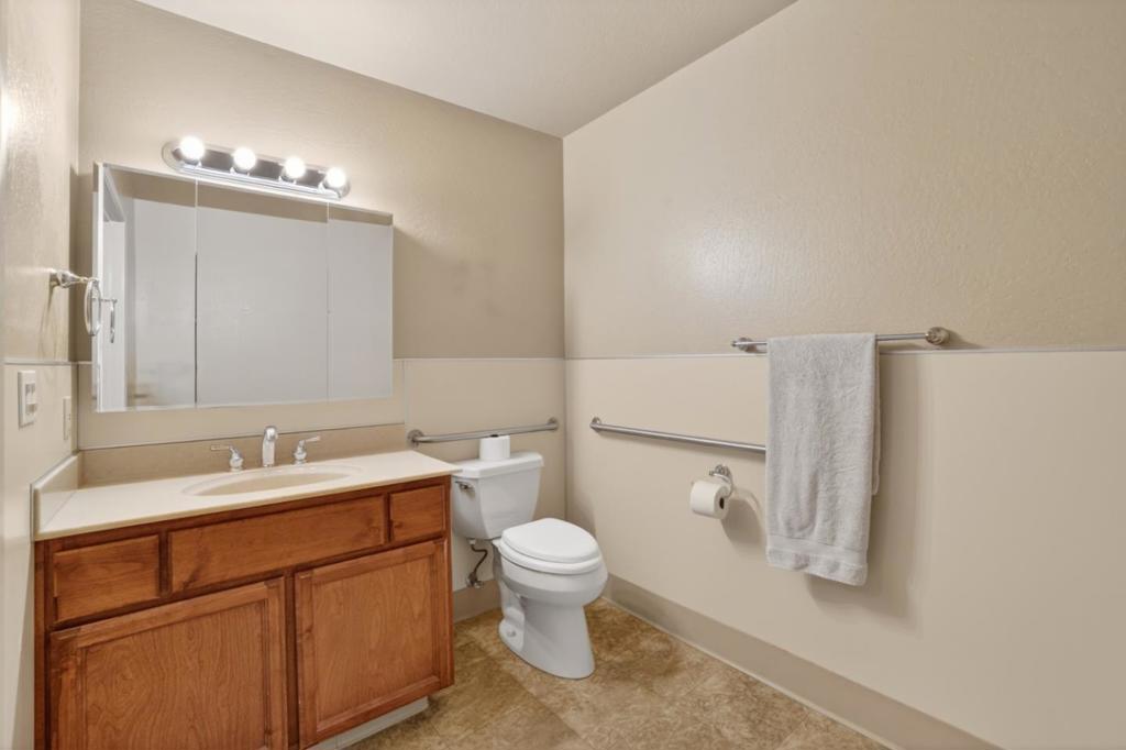 122 J Street Property Photo 14