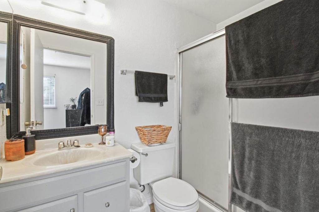 3530 Silver Oaks Way Property Photo 32
