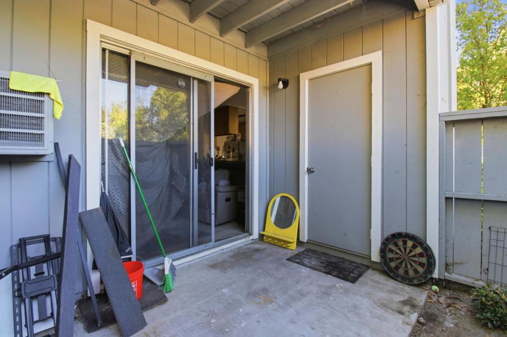 3530 Silver Oaks Way Property Photo 42