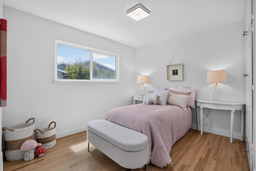 1695 Wickham Road Property Photo 18