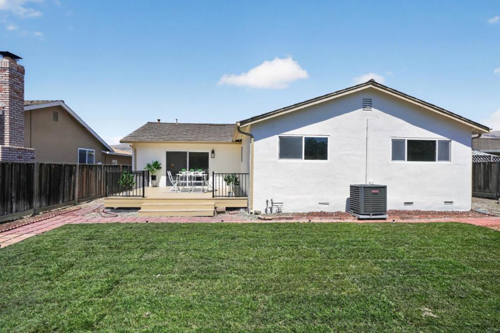1695 Wickham Road Property Photo 24