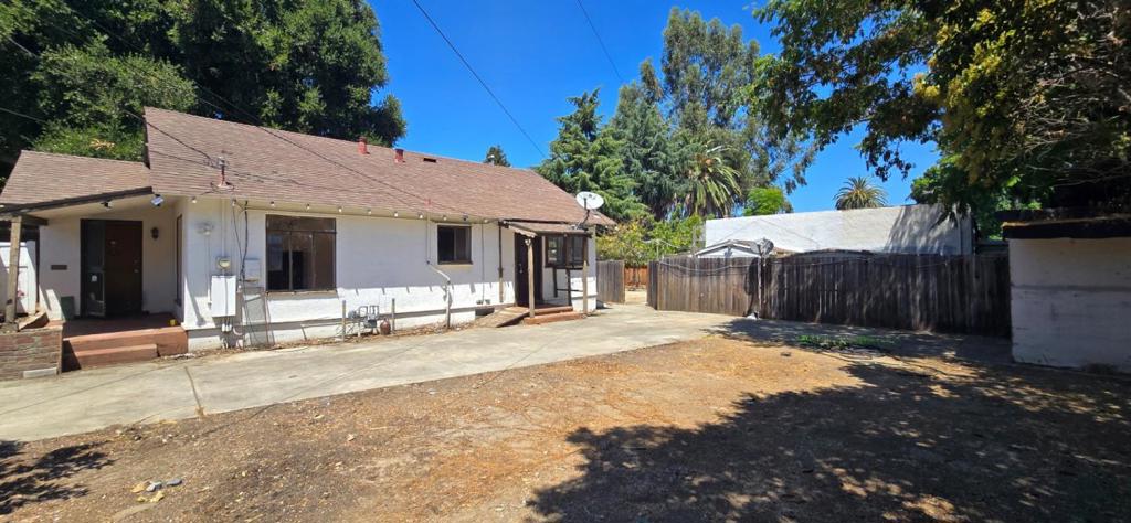 393 Beemer Avenue Property Photo 3