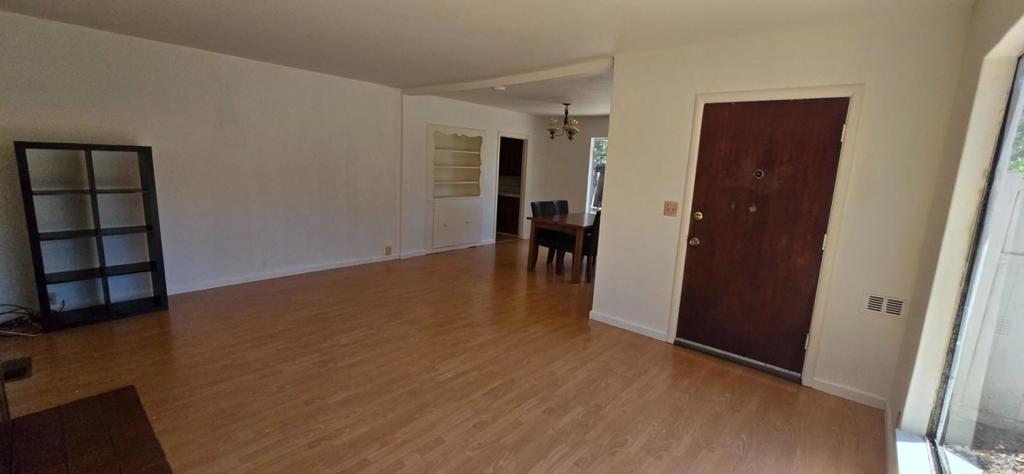 393 Beemer Avenue Property Photo 8
