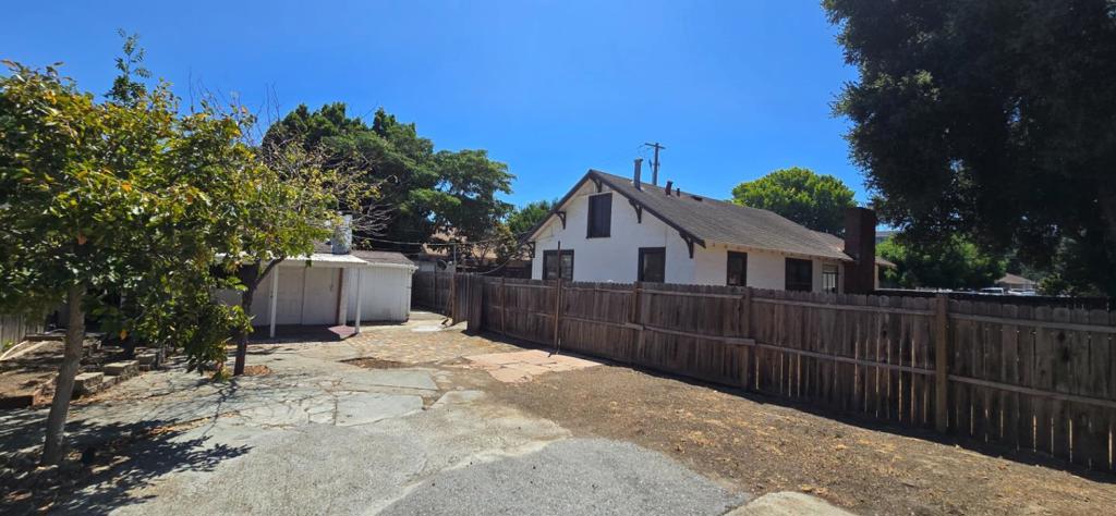393 Beemer Avenue Property Photo 17