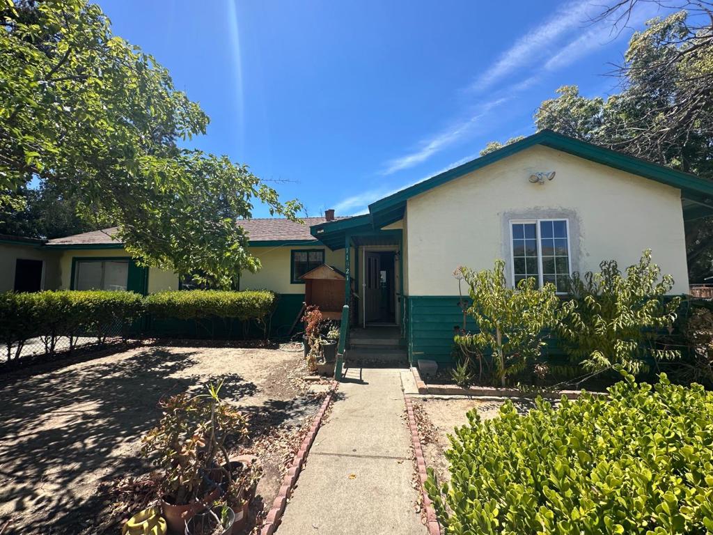 11921 Ridge Vista Avenue Property Photo 1