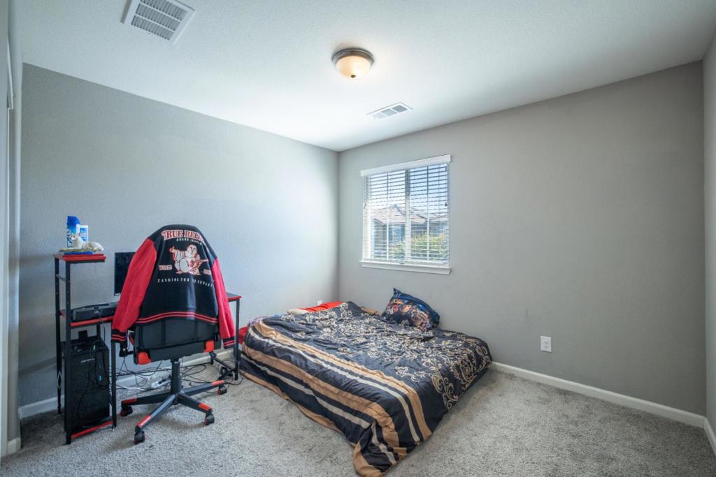 ML82056768 Property Photo 12