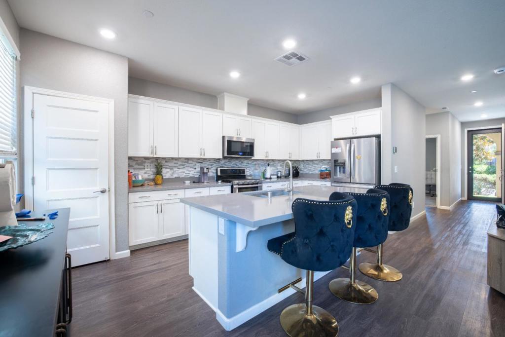 ML82056768 Property Photo 32