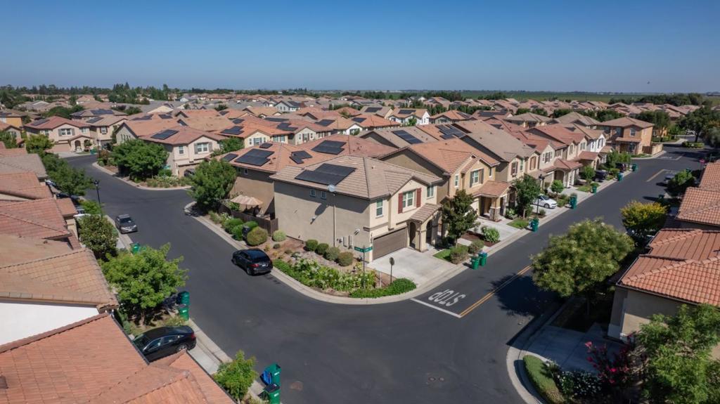 ML82056768 Property Photo 43