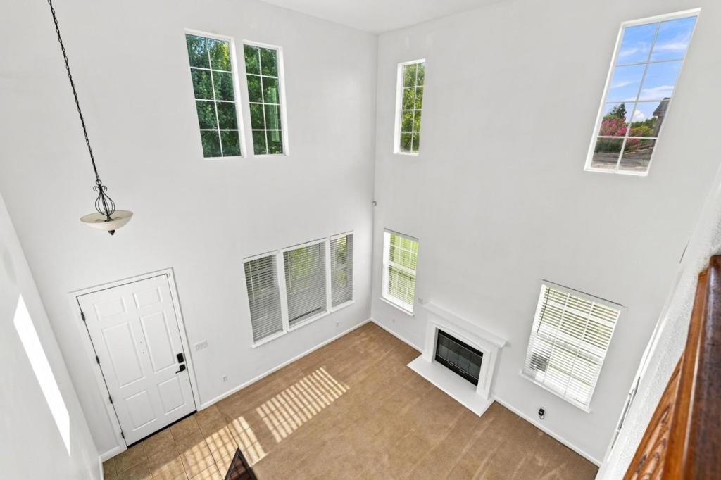 1951 Trail Way Property Photo 7