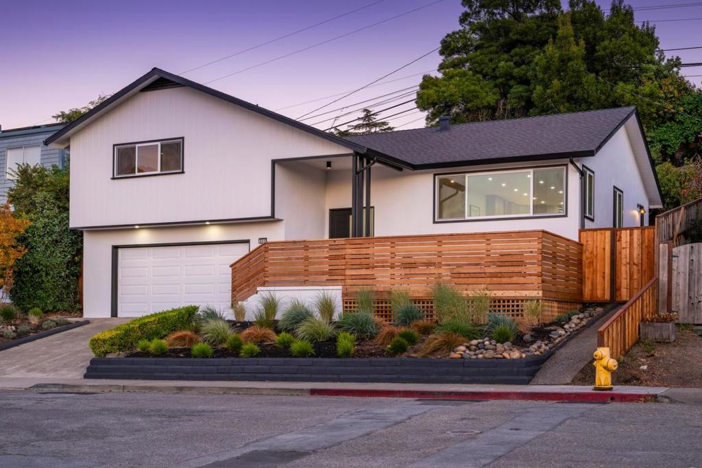 351 Rolling Hills Avenue Property Photo