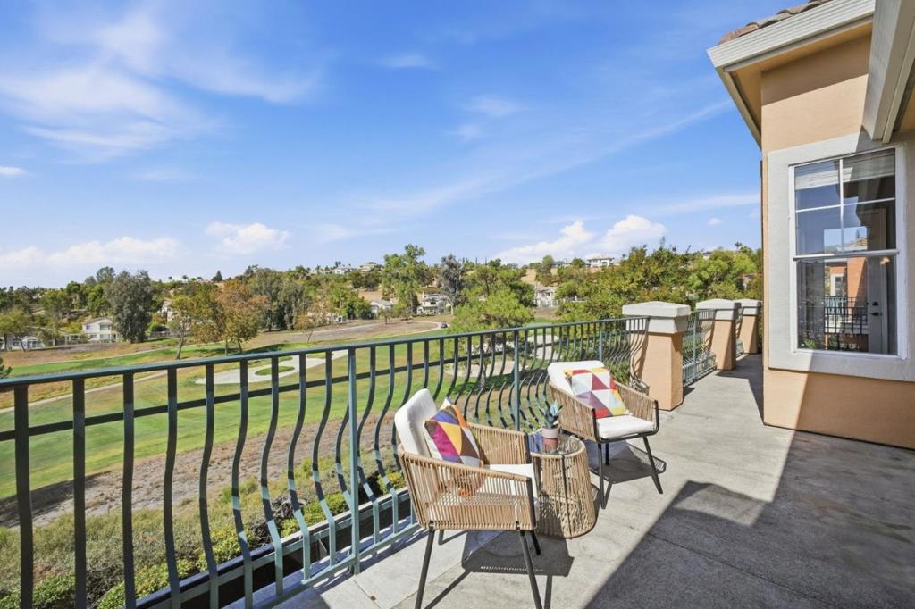 2317 Silver Breeze Court Property Photo 31