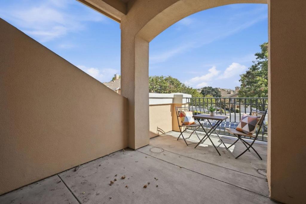2317 Silver Breeze Court Property Photo 38