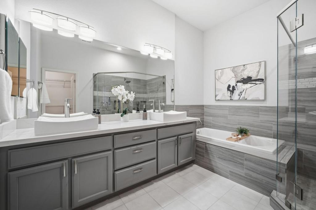 2317 Silver Breeze Court Property Photo 44