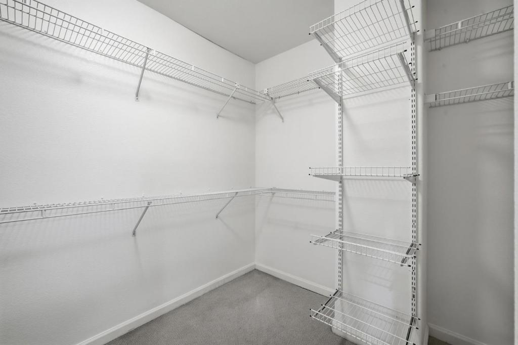 2317 Silver Breeze Court Property Photo 46