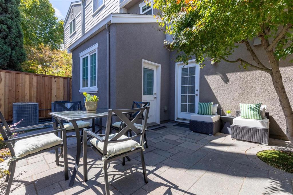 700 Paula Court Property Photo 25