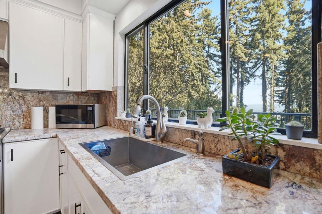 26 Big Tree Road Property Photo 17