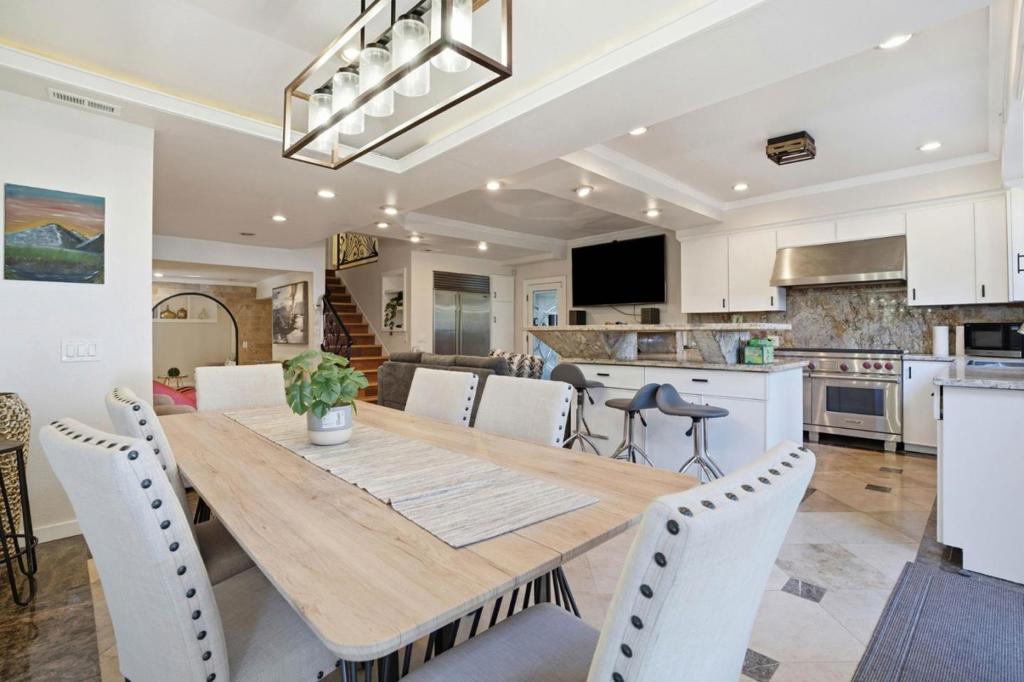 26 Big Tree Road Property Photo 18